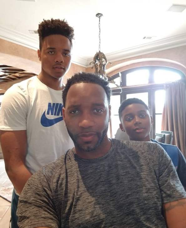 球队通过高 球队通过高