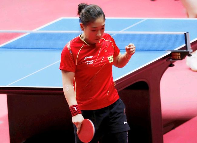 边路空间逐 边路空间逐