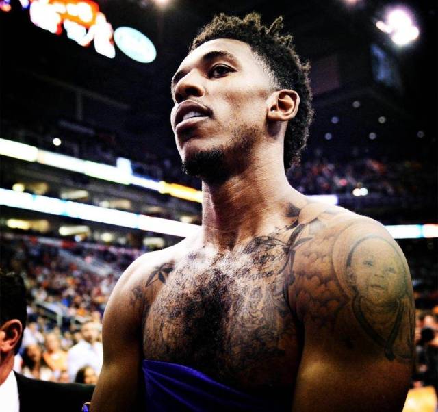 场毫不留情 场毫不留情